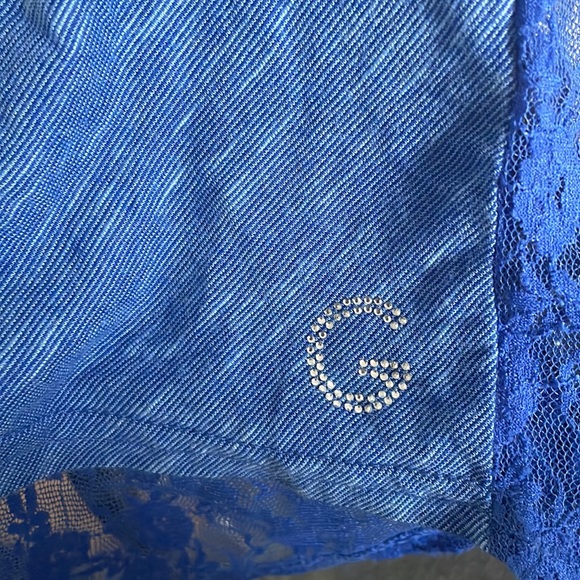 G by Guess Blue Lace Back Top - Picture 3 of 3